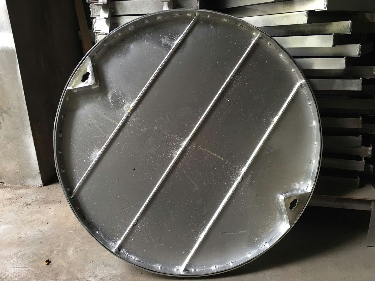 不锈钢铺装井盖(圆形)1.jpg